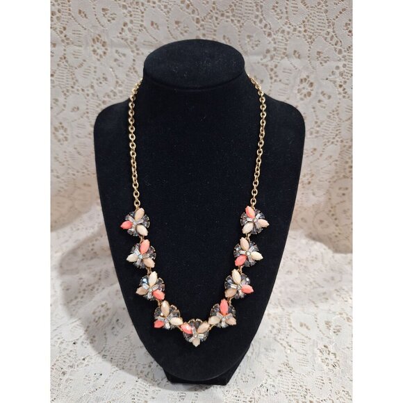 NWT J.Crew Gold-Tone Statement Necklace With Coral & Cream Floral  Motif - Picture 1 of 8